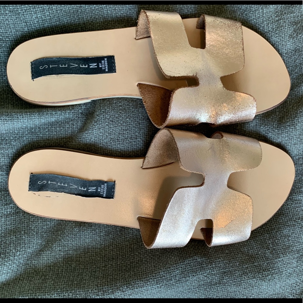 Steve Madden Rose Gold Slide Sandals